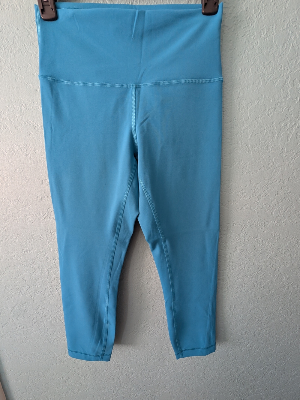 lululemon Wunder Train HR Crop 23" Size 8